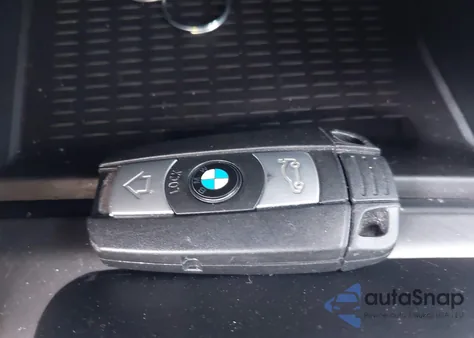 2015 BMW X1 xDrive28I from USA, damaged, VIN WBAVL1C57FVY35452